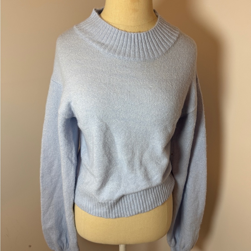 Wild Fable Soft Blue Crew Neck Sweater Sz Medium
